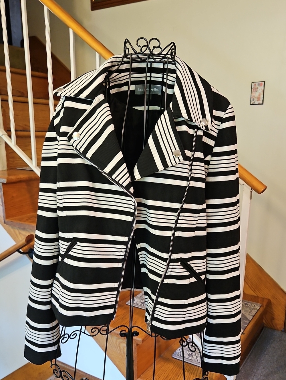 👚Bagatelle Black and White Striped Moto Jacket Style Blazer